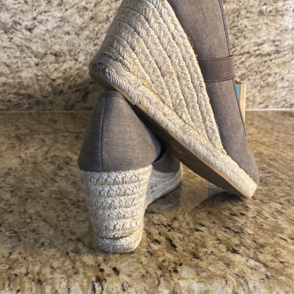 Montego Bay Club Wedges - Picture 7 of 9